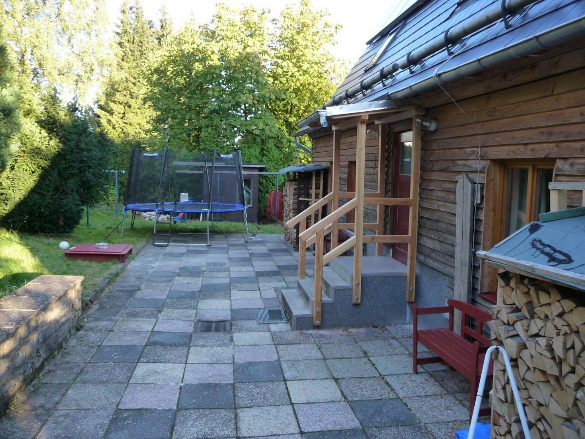 Haus Bergwiese - Fuer Naturfreunde, Familien, Wanderer Gehlberg Exterior foto